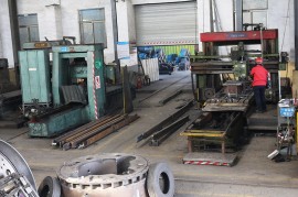 生產(chǎn)加工車(chē)間